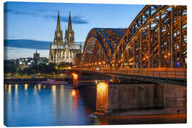 Lærredsbillede  Cologne Cathedral and Hohenzollern Bridge at night - Jan Christopher Becke